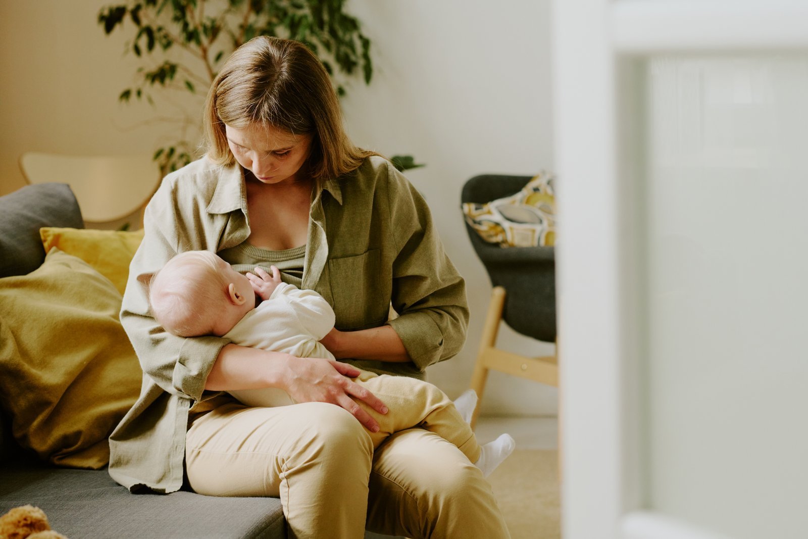 A Complete Guide to Virtual Postpartum Consultations in Canada